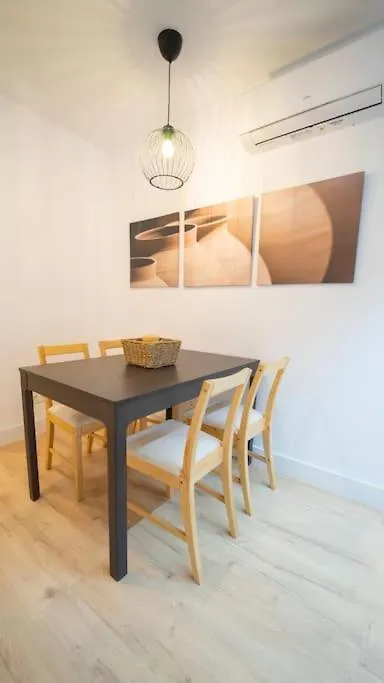 Granada Garden S Breeze Apartment