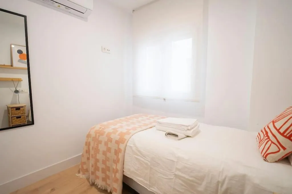 Granada Garden S Breeze Apartment